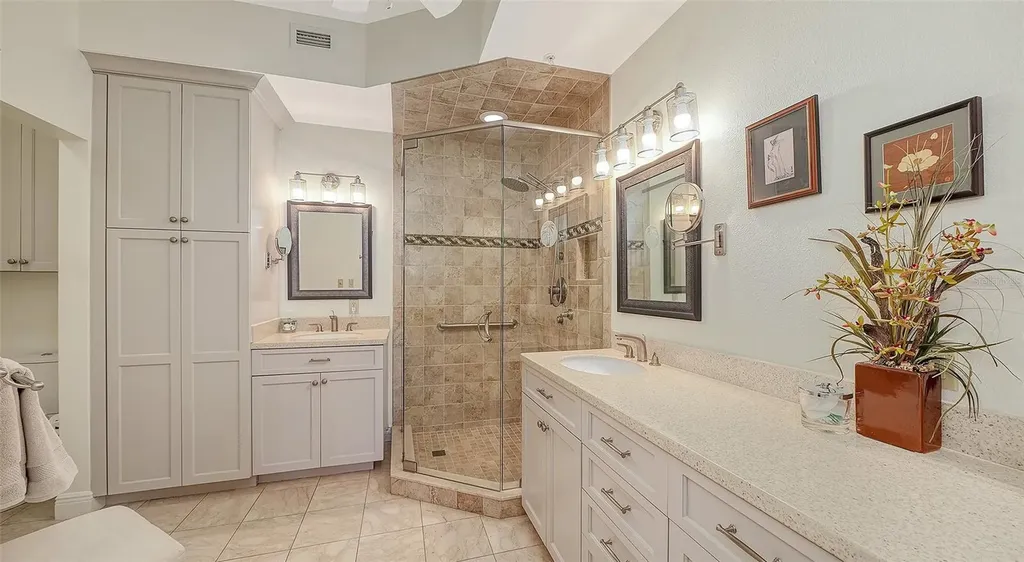 5420 Eagles Point Circle Sarasota FL 34231
