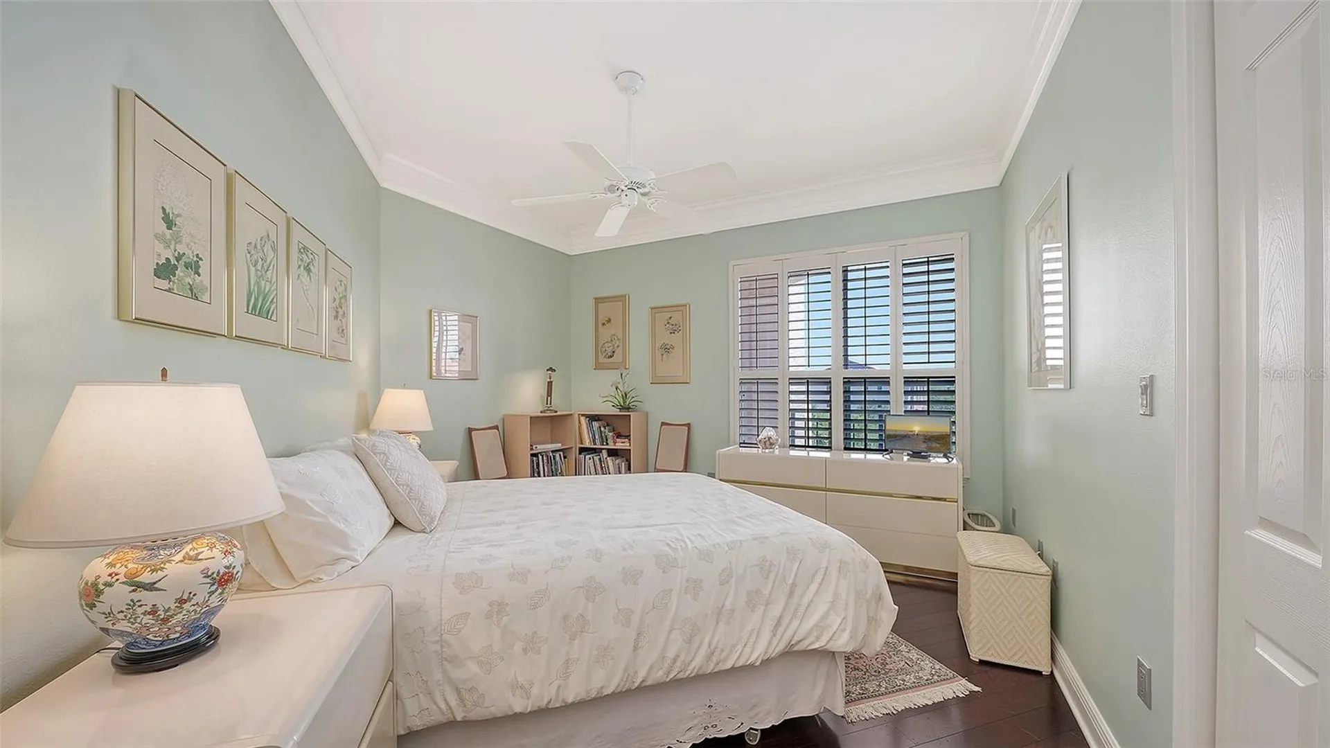 5420 Eagles Point Circle Sarasota FL 34231