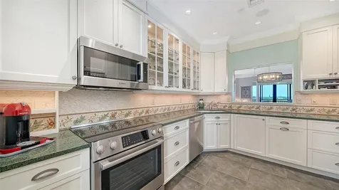 5420 Eagles Point Circle Sarasota FL 34231