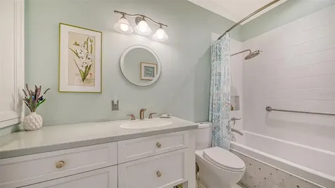 5420 Eagles Point Circle Sarasota FL 34231