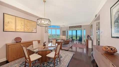 5420 Eagles Point Circle Sarasota FL 34231