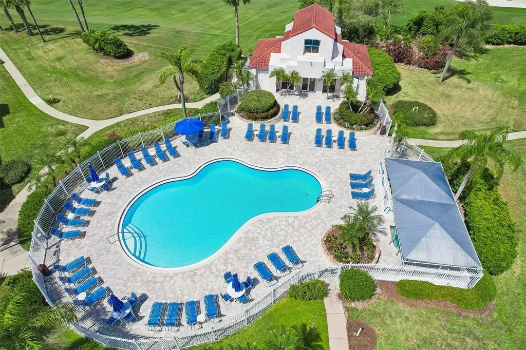 6085 Bahia Del Mar Boulevard St Petersburg FL 33715