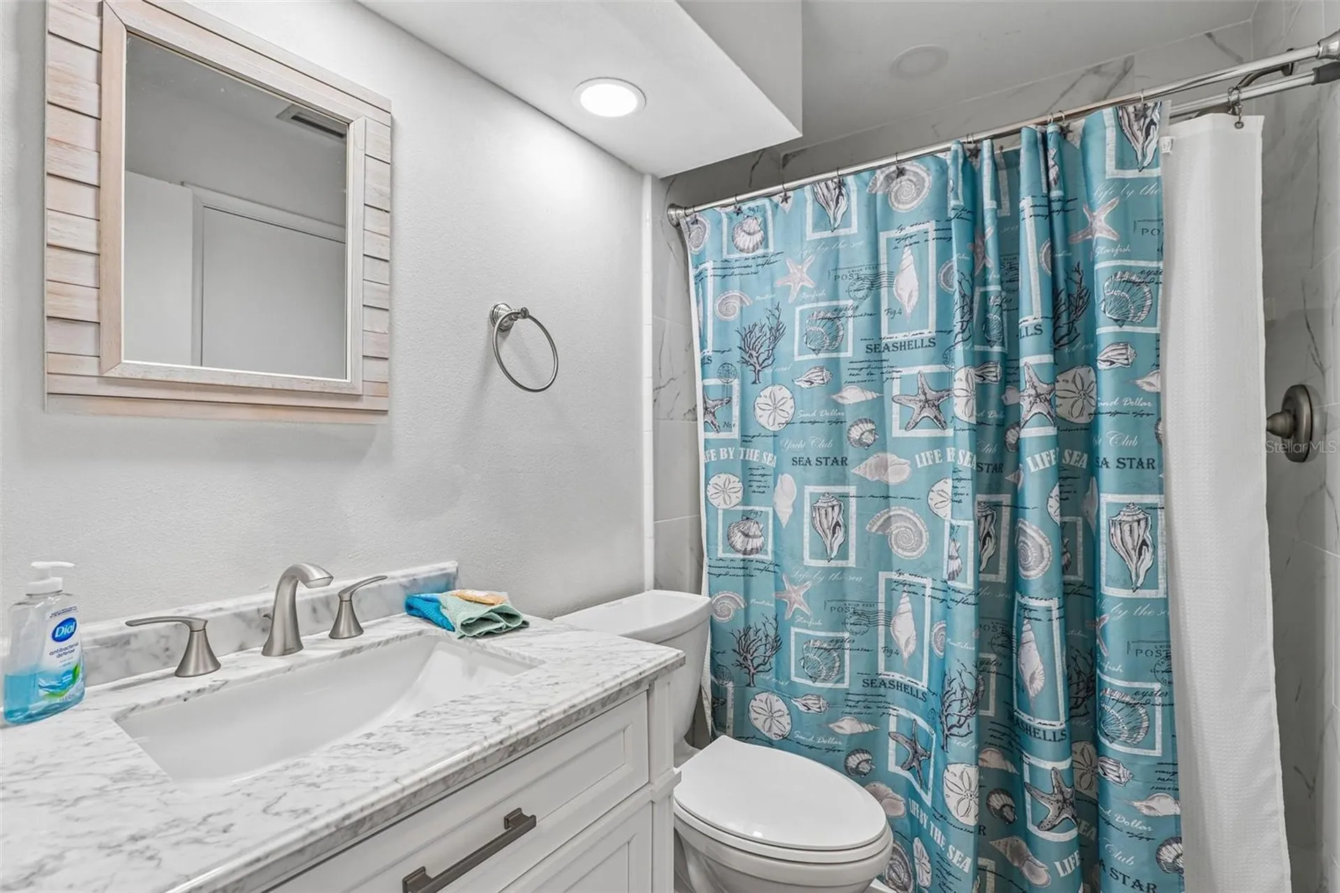 6085 Bahia Del Mar Boulevard St Petersburg FL 33715