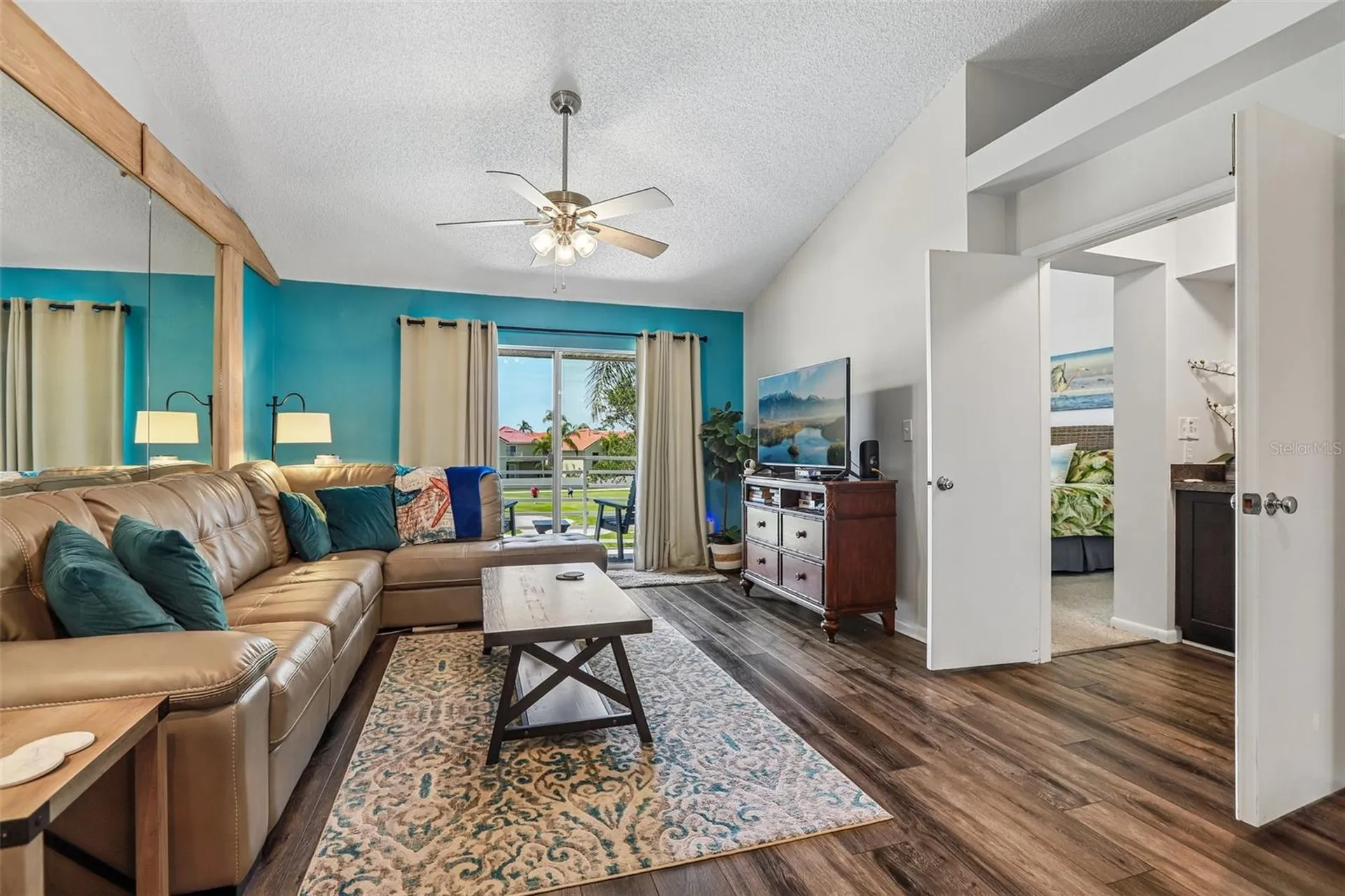 6085 Bahia Del Mar Boulevard St Petersburg FL 33715