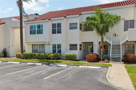 6085 Bahia Del Mar Boulevard St Petersburg FL 33715