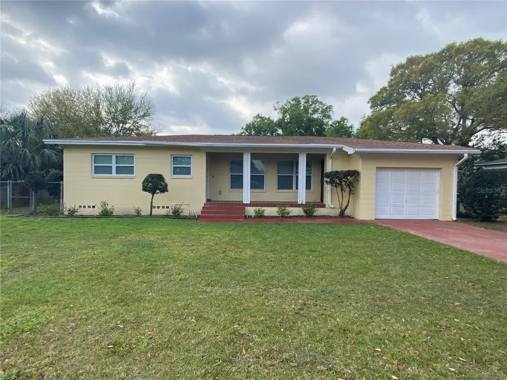 1908 W Saint Louis Street Tampa FL 33607