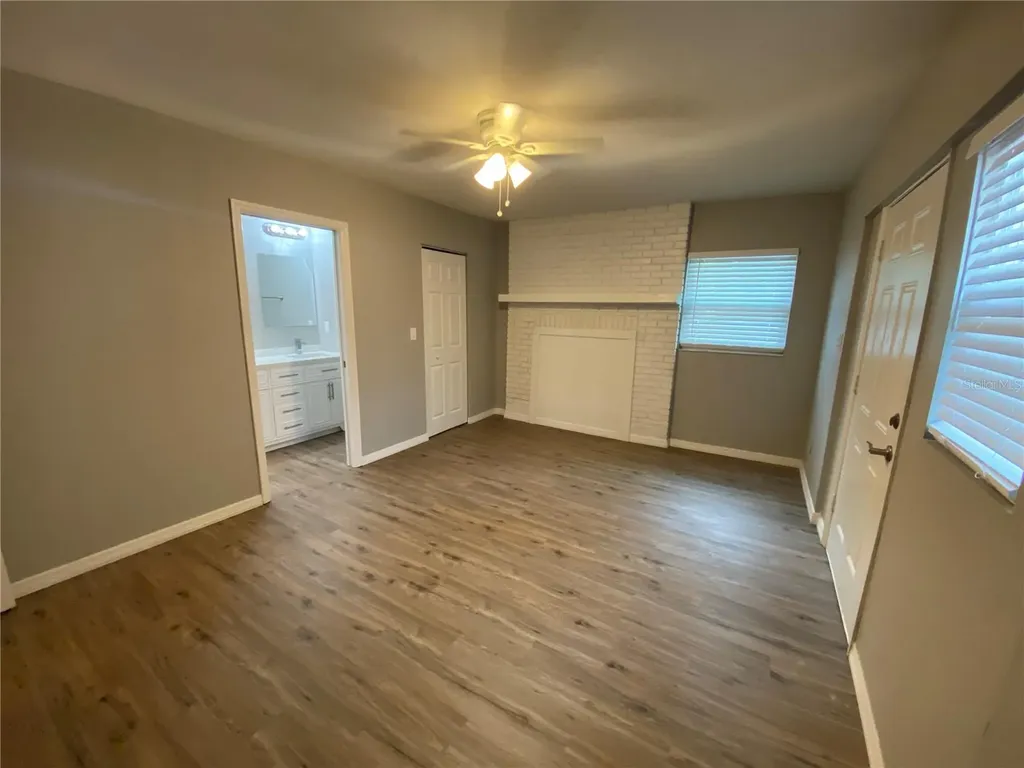 1908 W Saint Louis Street Tampa FL 33607