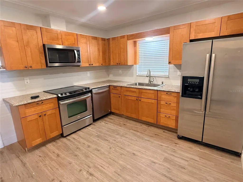 1908 W Saint Louis Street Tampa FL 33607