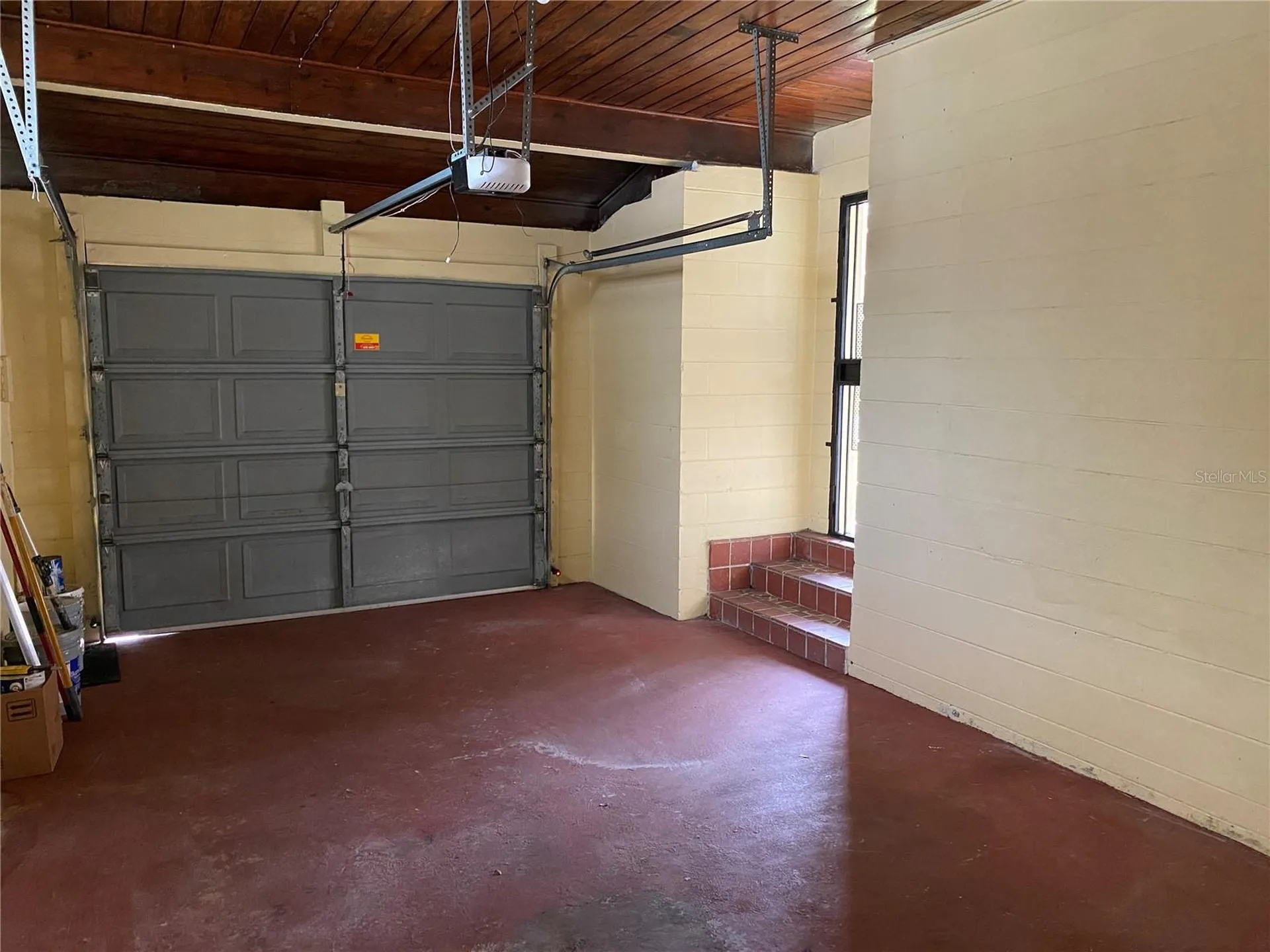 1908 W Saint Louis Street Tampa FL 33607