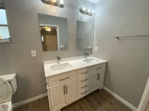 1908 W Saint Louis Street Tampa FL 33607