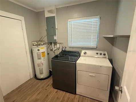 1908 W Saint Louis Street Tampa FL 33607