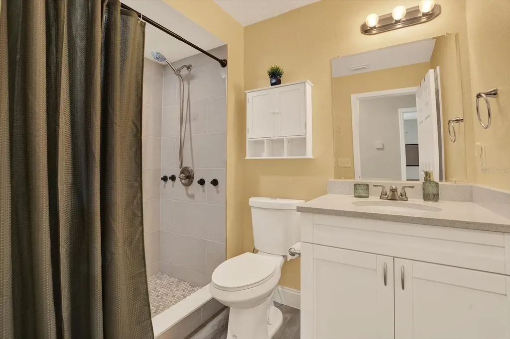 2133 S Colonial Avenue Homosassa FL 34448