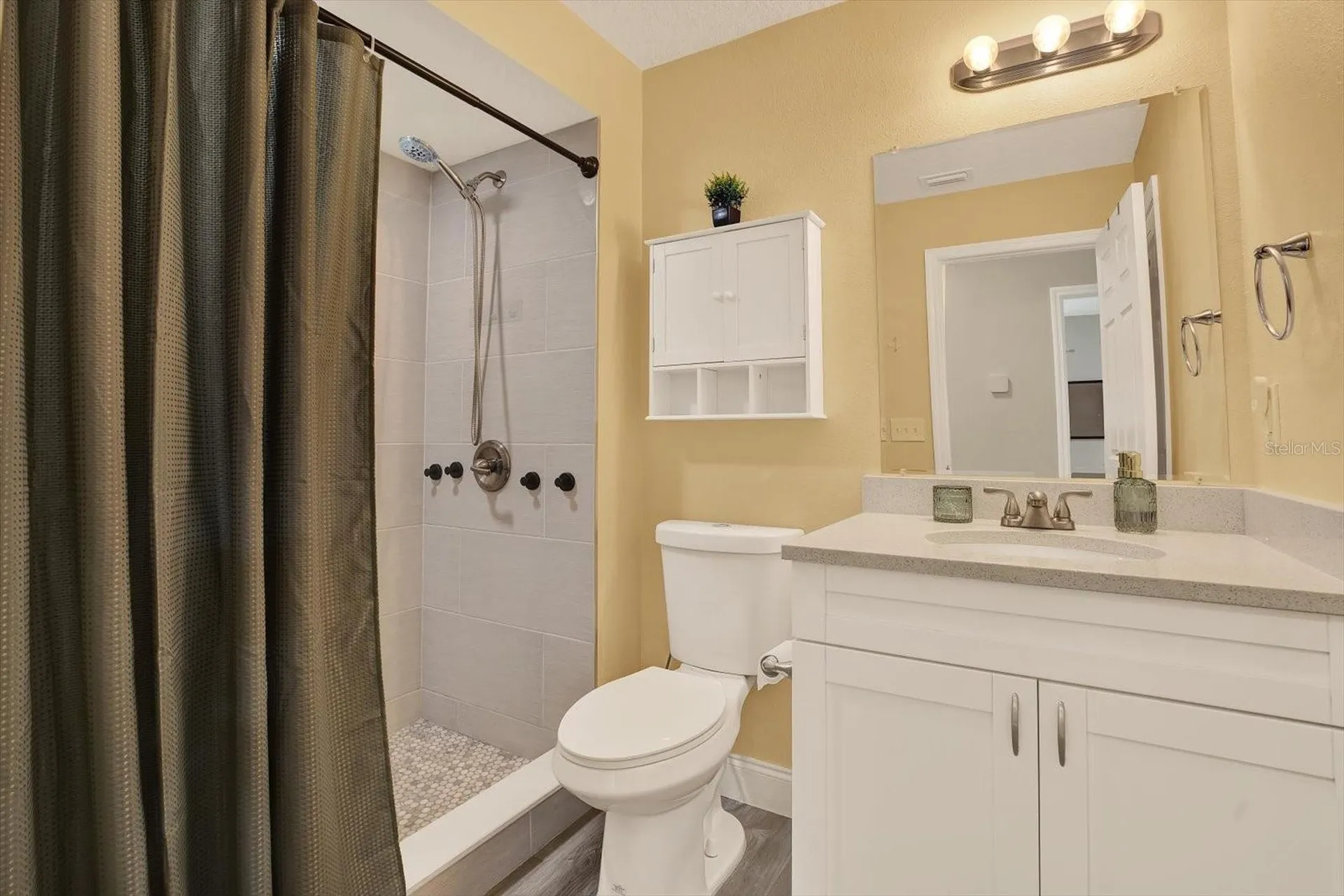 2133 S Colonial Avenue Homosassa FL 34448