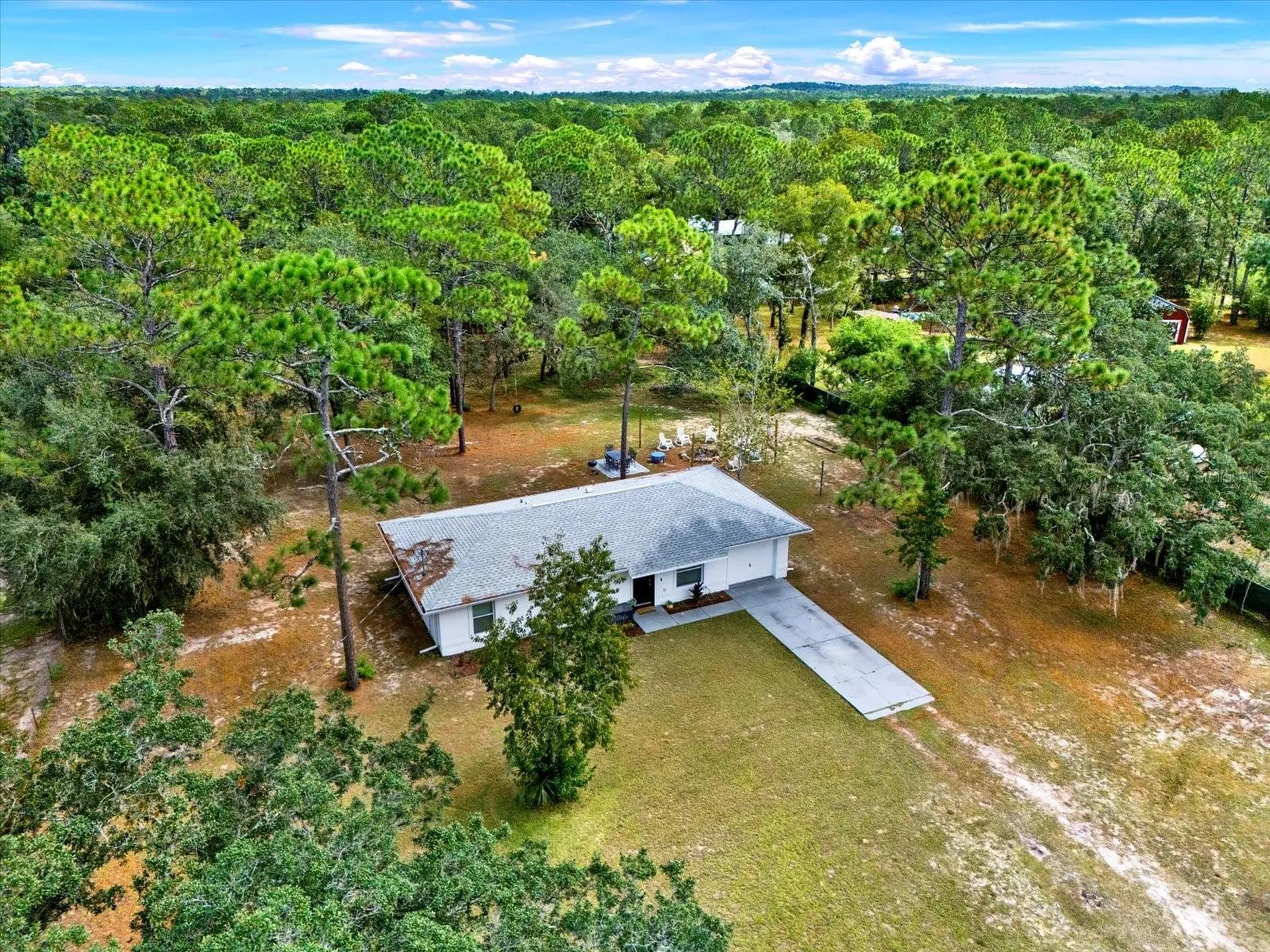 2133 S Colonial Avenue Homosassa FL 34448