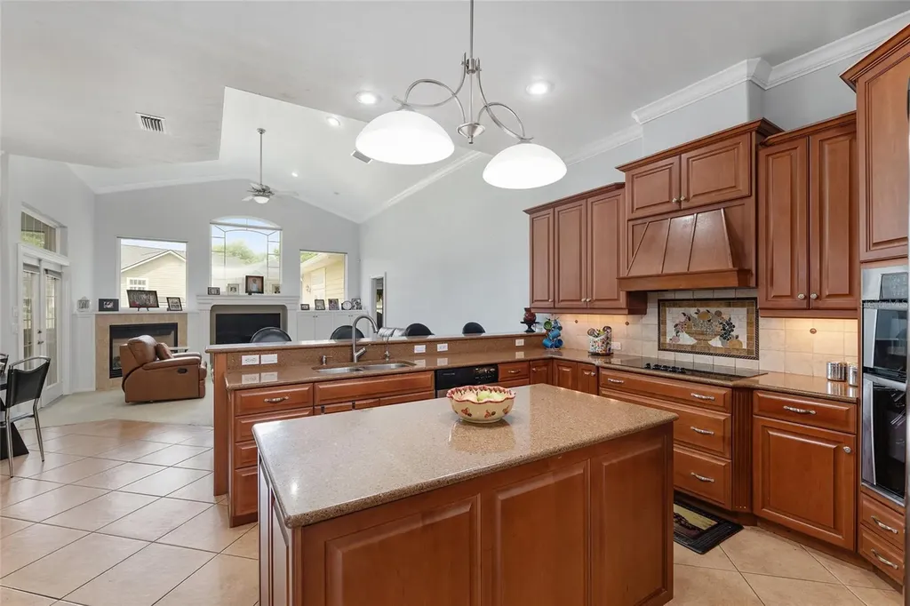 1446 SW 87th Street Gainesville FL 32607