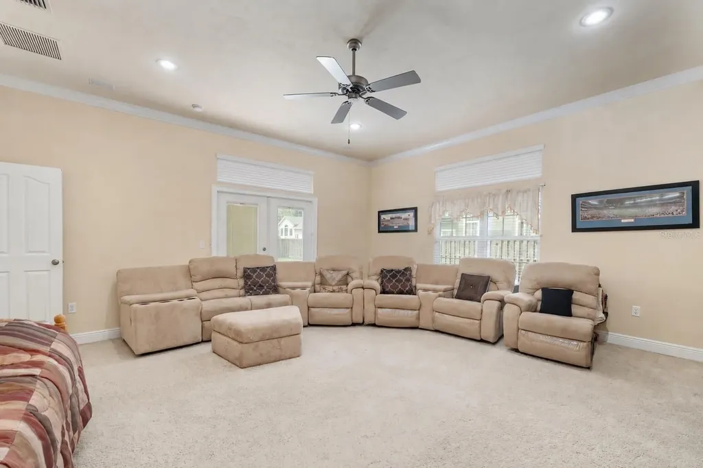1446 SW 87th Street Gainesville FL 32607