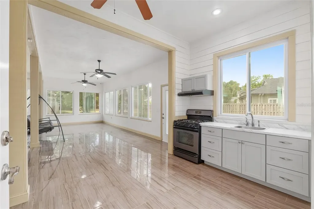 1446 SW 87th Street Gainesville FL 32607