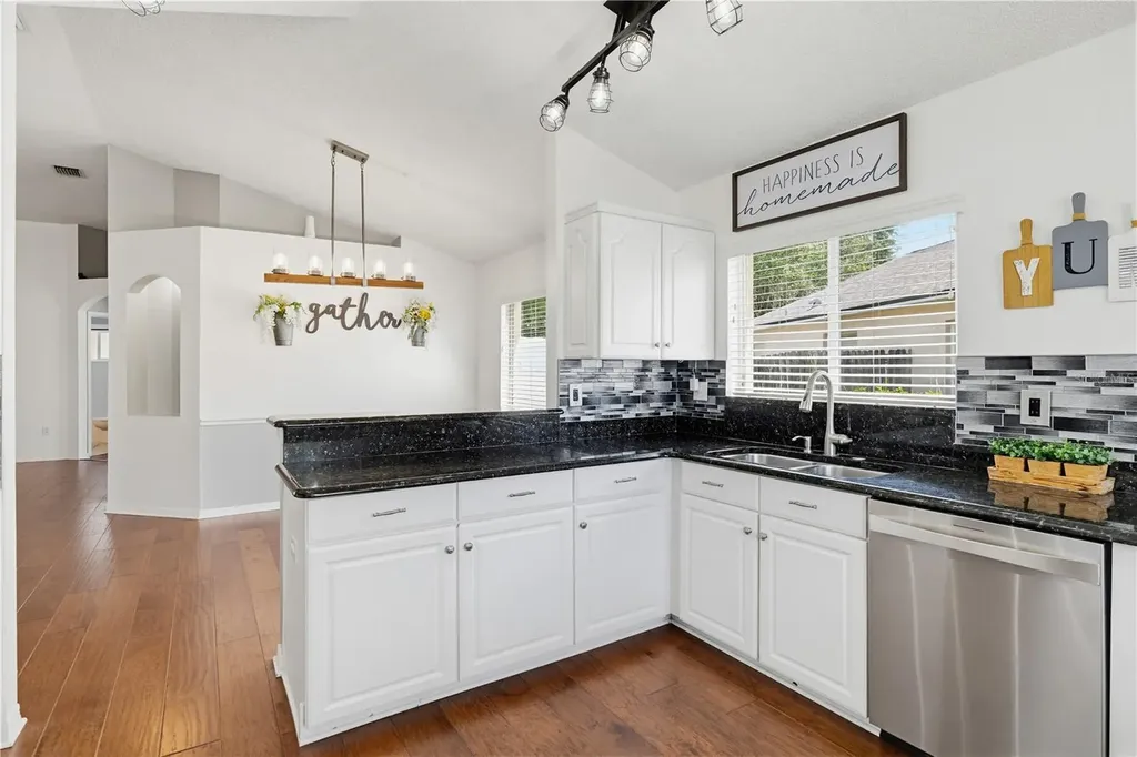 10236 Charleston Corner Road Tampa FL 33635