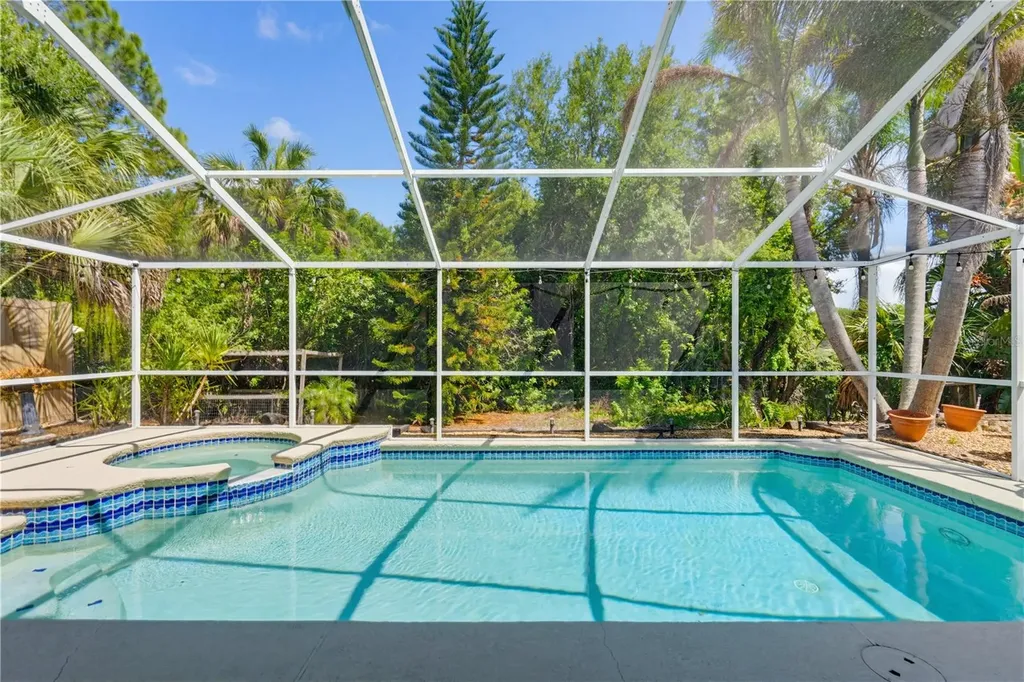 10236 Charleston Corner Road Tampa FL 33635