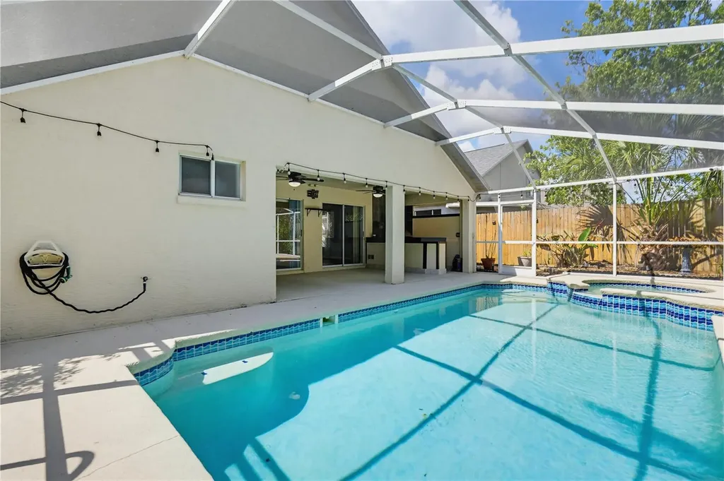 10236 Charleston Corner Road Tampa FL 33635