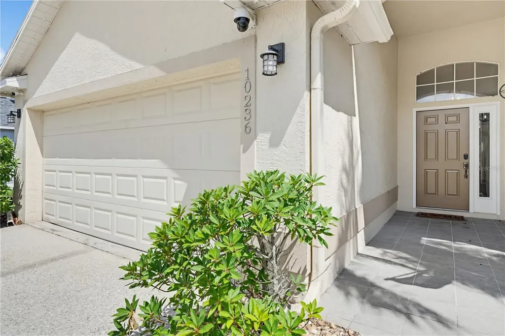 10236 Charleston Corner Road Tampa FL 33635