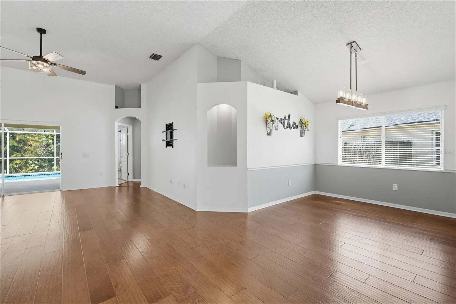 10236 Charleston Corner Road Tampa FL 33635
