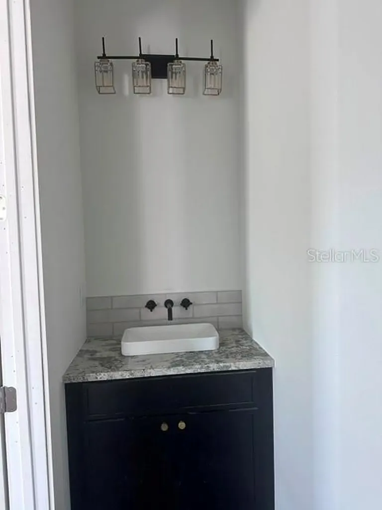 1531 29th Avenue N St Petersburg FL 33704
