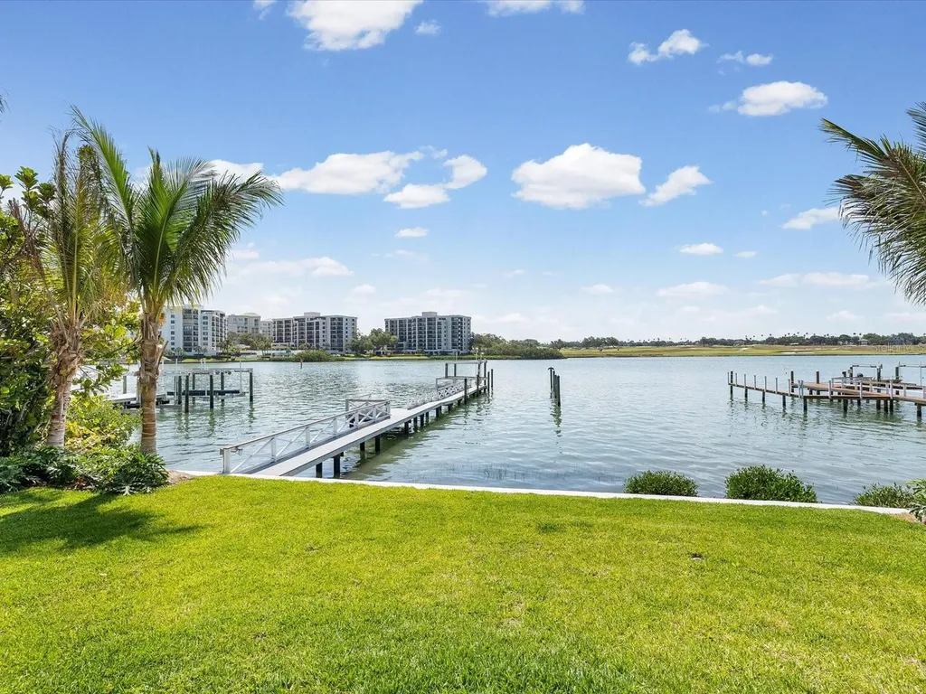 433 St Andrews Drive Belleair FL 33756