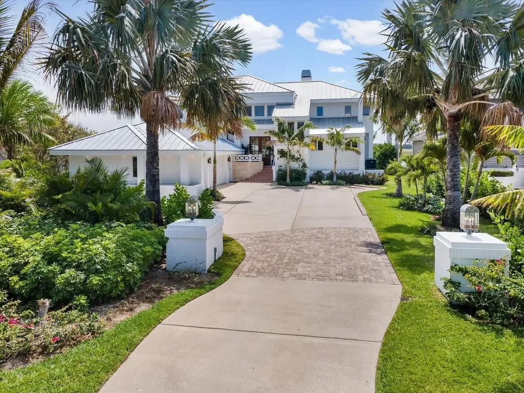 433 St Andrews Drive Belleair FL 33756