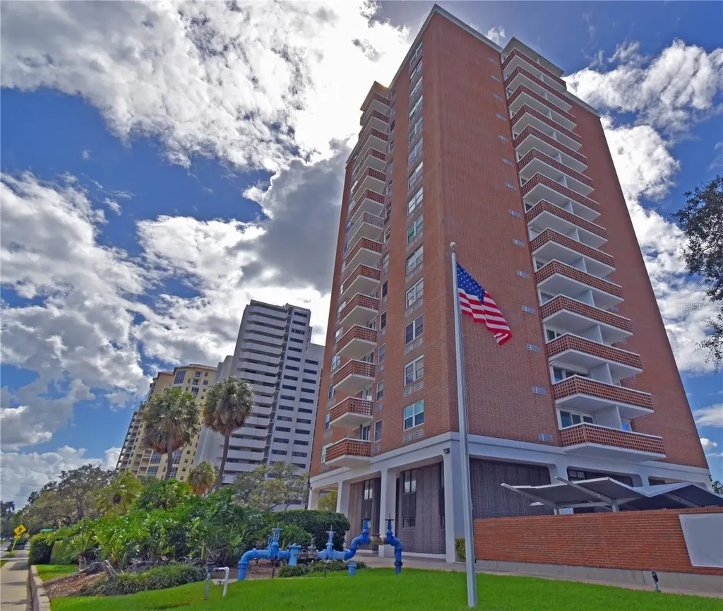 4015 Bayshore Boulevard Tampa FL 33611