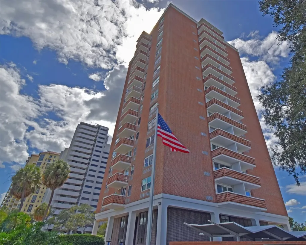 4015 Bayshore Boulevard Tampa FL 33611