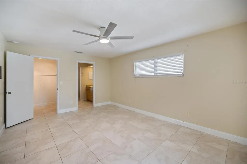 5151 Oakmont Place Sarasota FL 34242