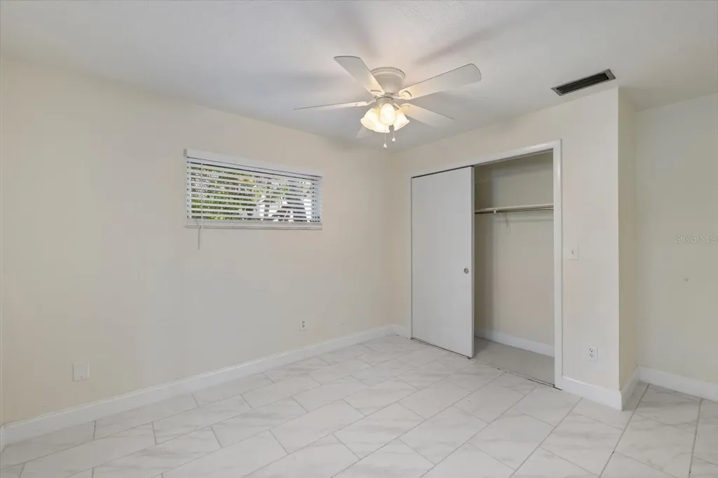 5151 Oakmont Place Sarasota FL 34242