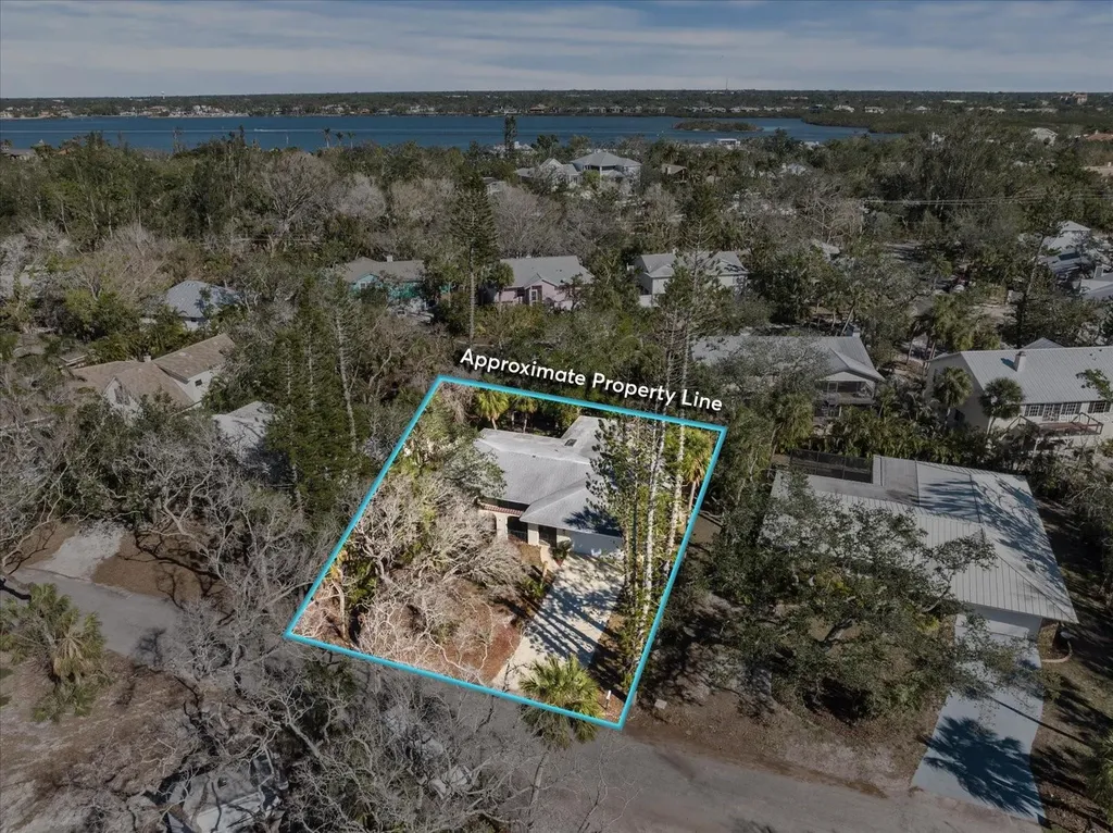 5151 Oakmont Place Sarasota FL 34242