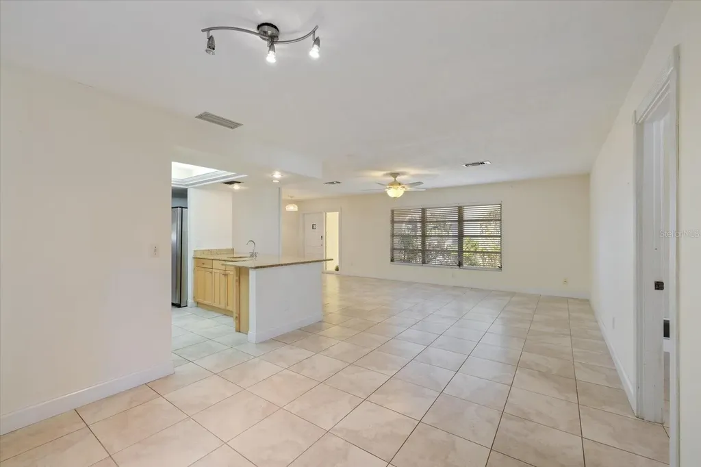 5151 Oakmont Place Sarasota FL 34242