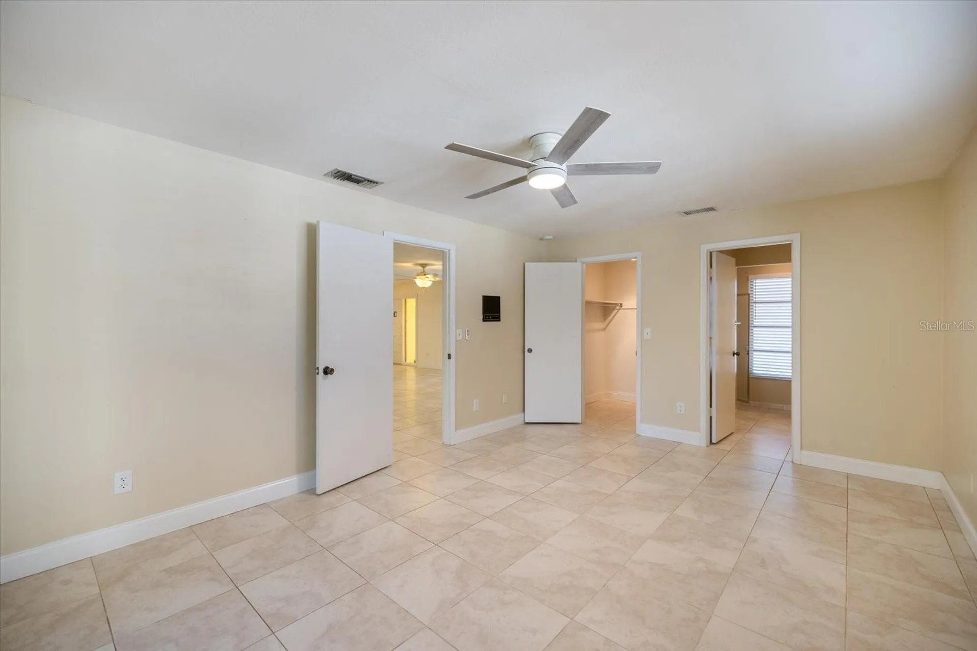 5151 Oakmont Place Sarasota FL 34242