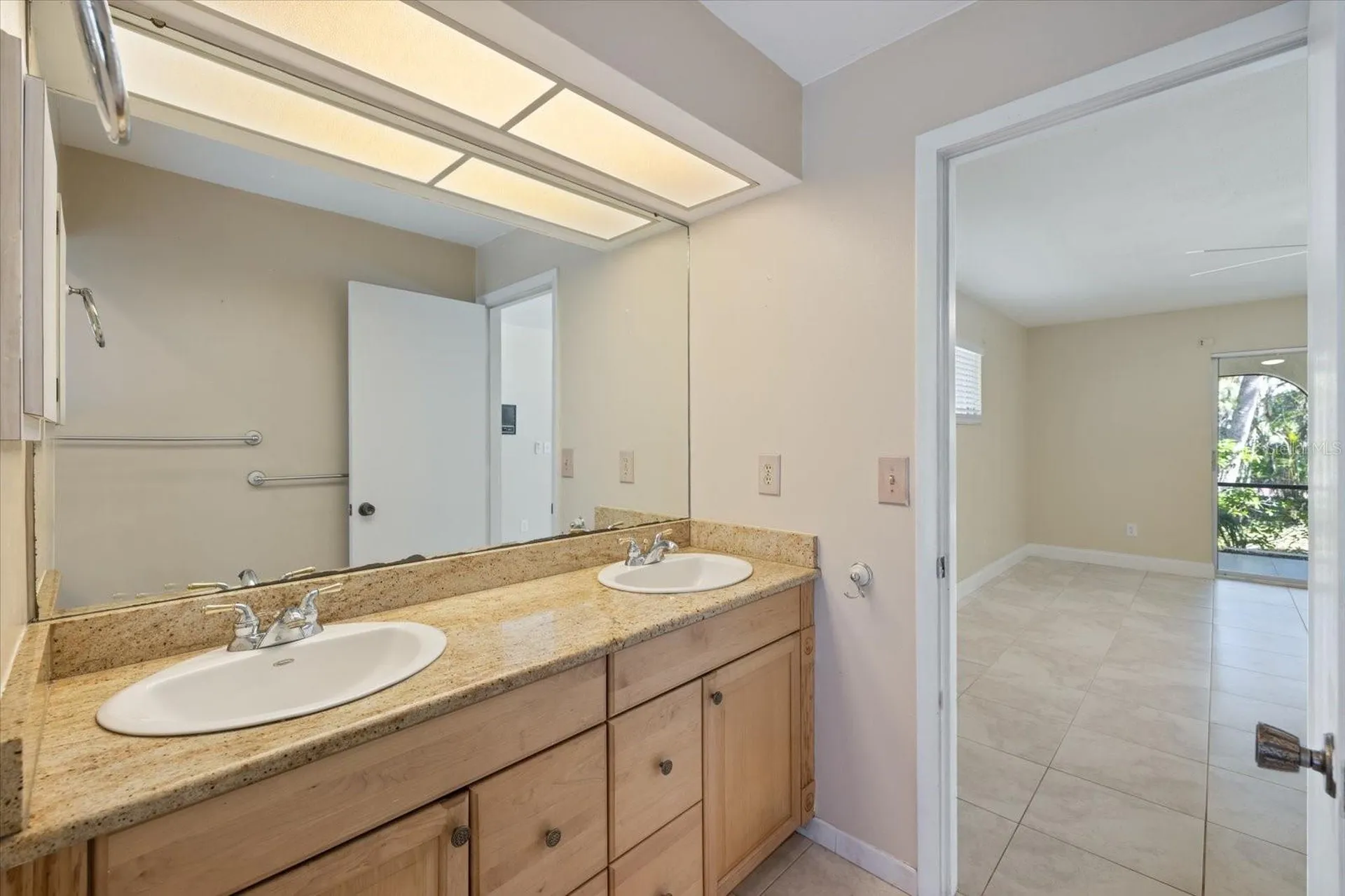 5151 Oakmont Place Sarasota FL 34242