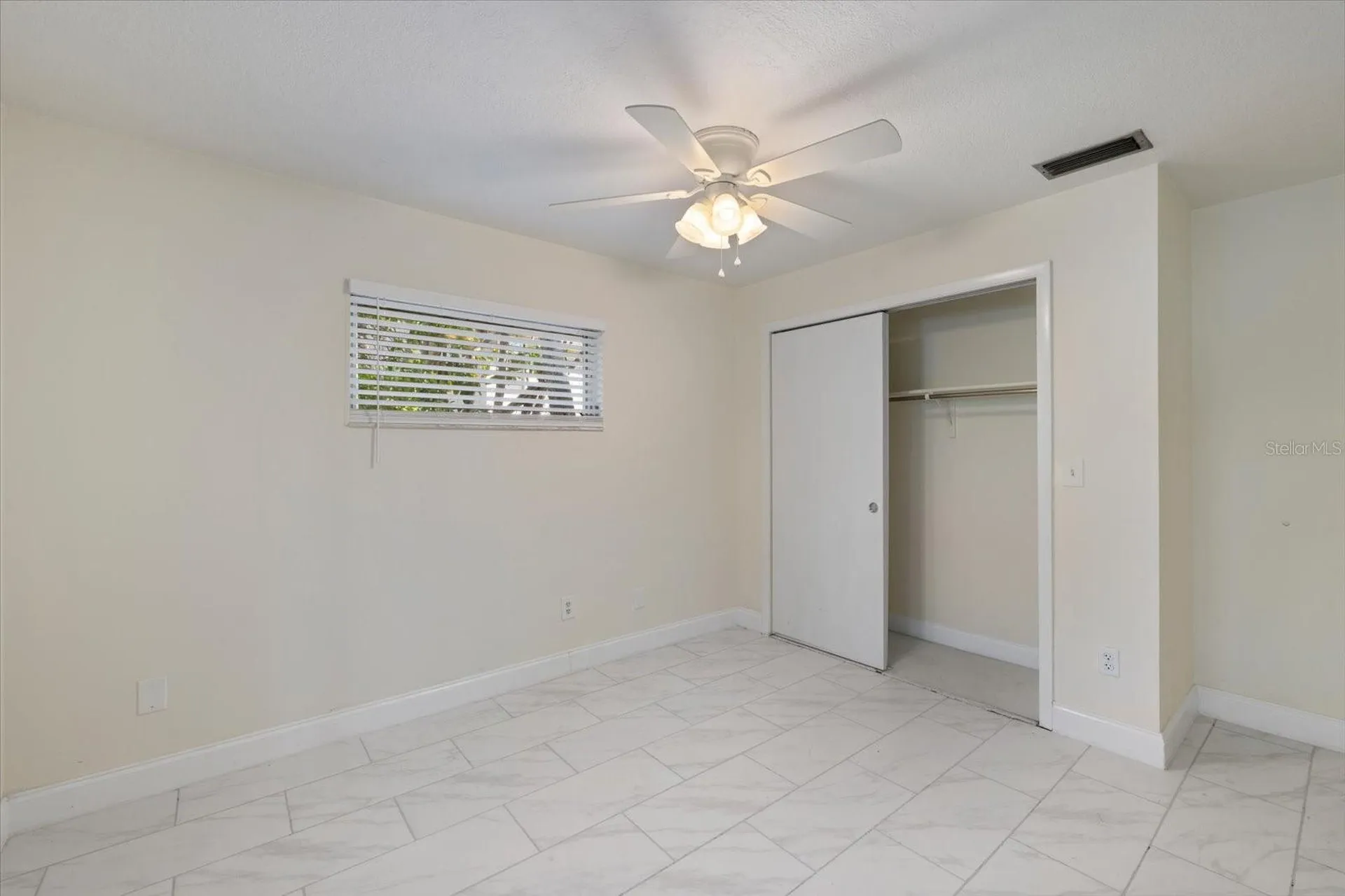 5151 Oakmont Place Sarasota FL 34242