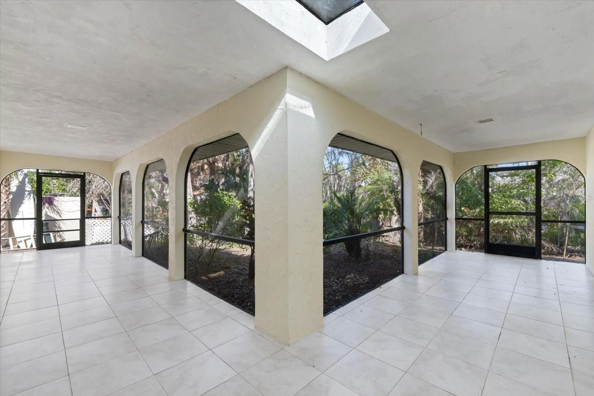 5151 Oakmont Place Sarasota FL 34242