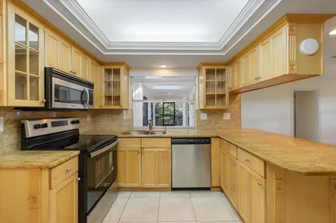 5151 Oakmont Place Sarasota FL 34242