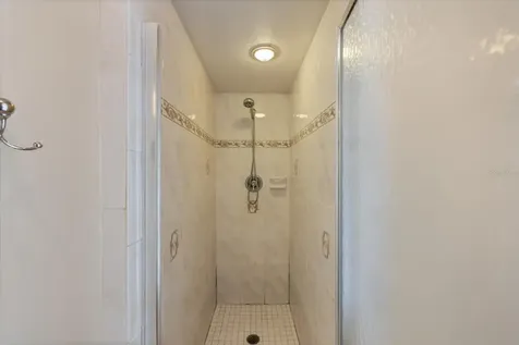 5151 Oakmont Place Sarasota FL 34242
