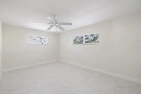 5151 Oakmont Place Sarasota FL 34242