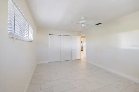 5151 Oakmont Place Sarasota FL 34242