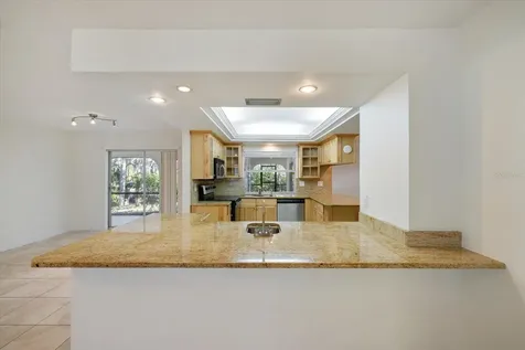 5151 Oakmont Place Sarasota FL 34242