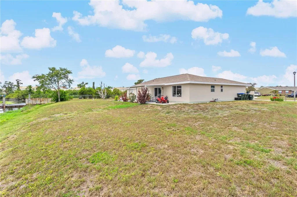 5698 Lingle Street North Port FL 34287