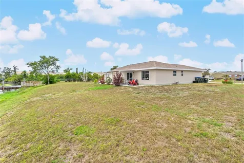 5698 Lingle Street North Port FL 34287