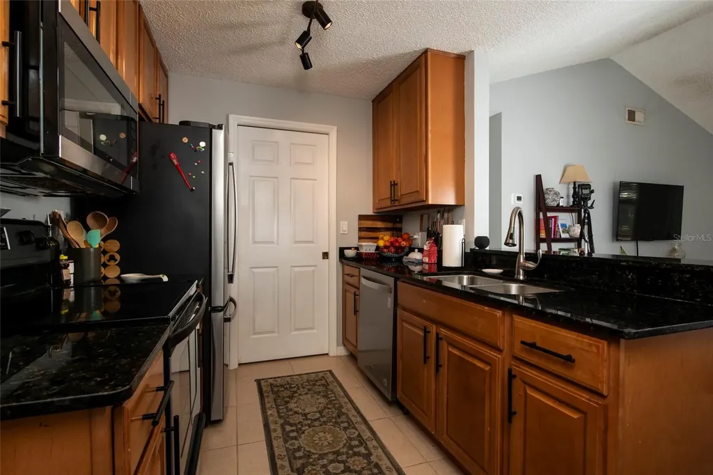 10263 Gandy Boulevard N St Petersburg FL 33702