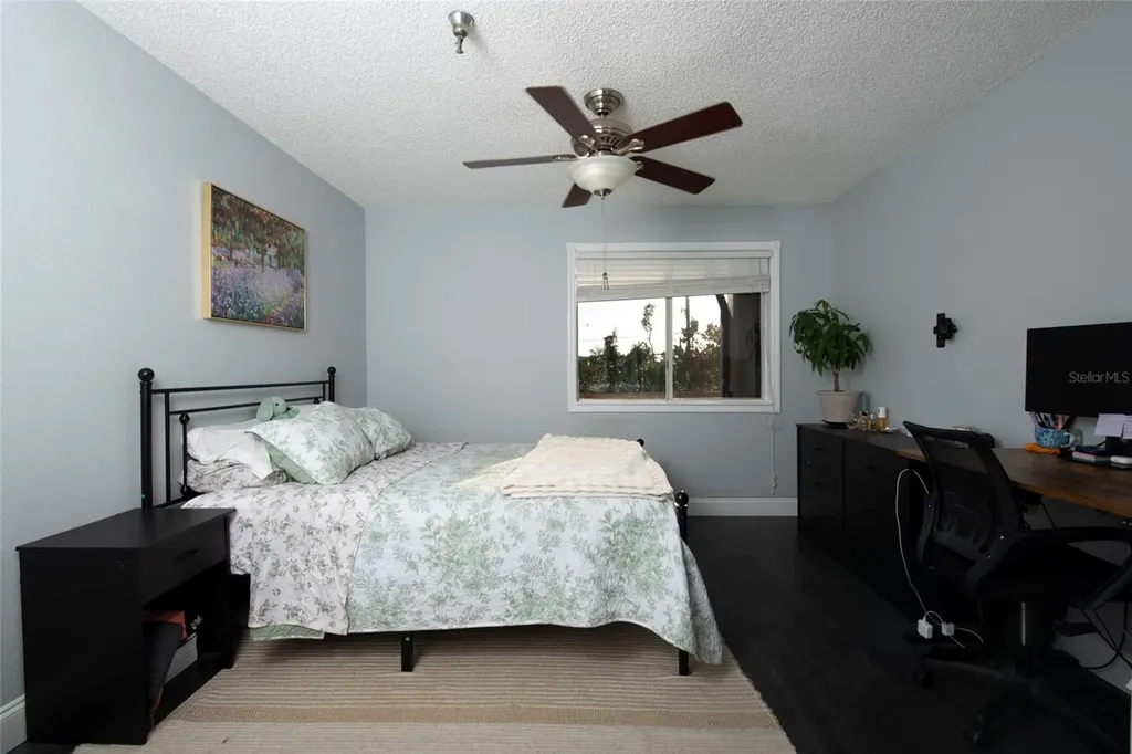 10263 Gandy Boulevard N St Petersburg FL 33702