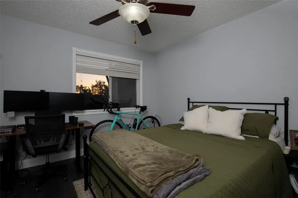 10263 Gandy Boulevard N St Petersburg FL 33702