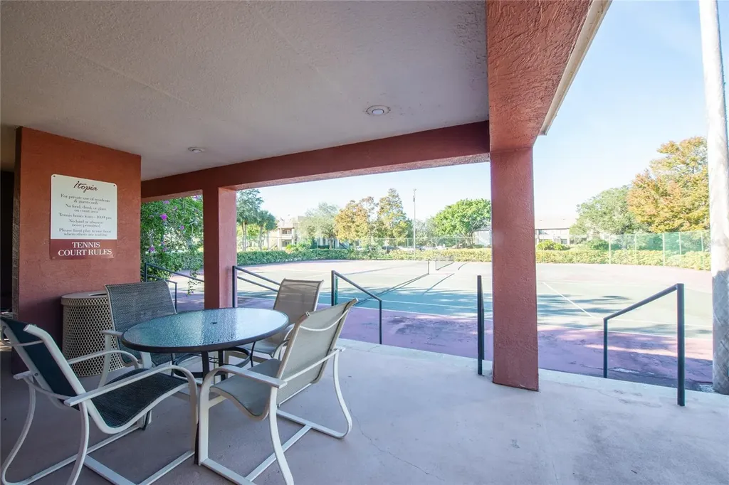 10263 Gandy Boulevard N St Petersburg FL 33702